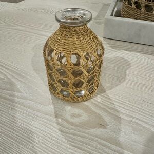 Brand new! Small ratten flower vase